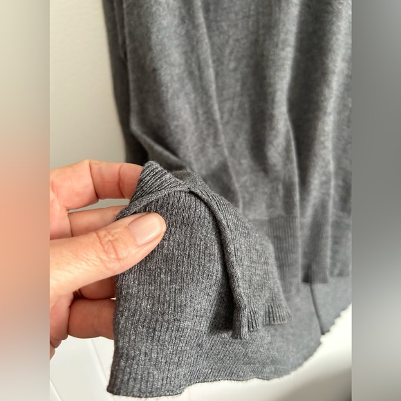 press Batwing Fine Knit Sweater - Picture 4 of 5